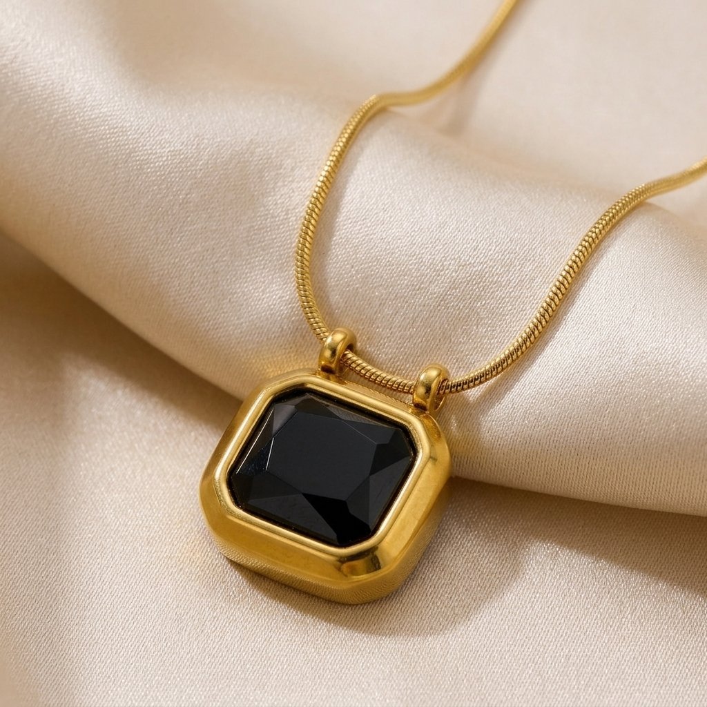 MMHashmi gemstone pendant necklace